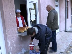 Народна кухиња у Јагодини широм отворила своја врата Народна кухиња у Јагодини широм отворила своја врата