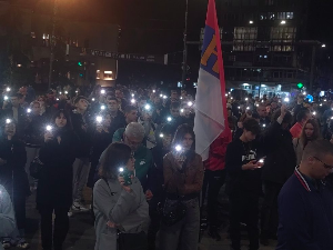 Нишки бициклисти стигли у Параћин, ученици и студенти из западне Србије наставили пут из Ваљева (РТС) Нишки бициклисти стигли у Параћин, ученици и студенти из западне Србије наставили пут из Ваљева