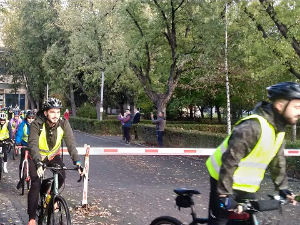 Нишки студенти бициклама кренули на туру до Новог Сада Нишки студенти бициклама кренули на туру до Новог Сада