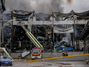 Трамп: Мислио сам да ће бити лакше окончати рат у Украјини; Захарова: Европа се креће ка самоуништењу (Tanjug/AP / Julia Demaree Nikhinson) Трамп: Мислио сам да ће бити лакше окончати рат у Украјини; Захарова: Европа се креће ка самоуништењу