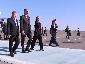 Вучић стигао у Самарканд, учествује на Генералној конференцији Унеско-а Вучић стигао у Самарканд, учествује на Генералној конференцији Унеско-а