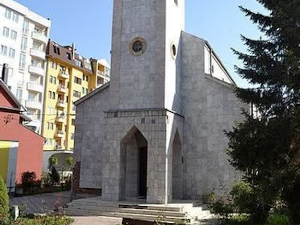 Украдена звона са римокатоличке цркве у Урошевцу Украдена звона са римокатоличке цркве у Урошевцу