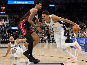 Јовић се испромашивао, Сан Антонио први пут нанизао пету победу на почетку сезоне Јовић се испромашивао, Сан Антонио први пут нанизао пету победу на почетку сезоне