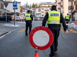 Експлозија у познатом алпском скијалишту Кран-Монтана, најмање десет погинулих