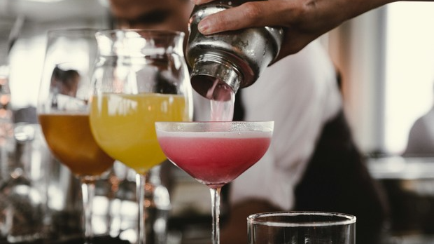 Дионис: Бартендер мајстор Живко Буђелaн