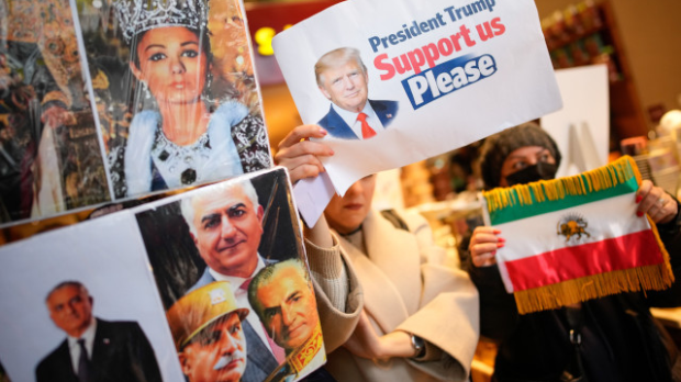 Protesti u Iranu ne jenjavaju – više od sto sati blokade interneta, sve teža provera video-snimaka