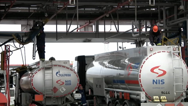 Нафта стиже у прави час - шта би значило за Србију куповина НИС-а од стране два власника 