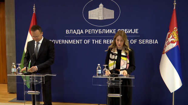 Ђедовић: Циљ да се преговори о НИС-у заврше до краја ове недеље; Сијарто: Подржавамо намеру МОЛ-а да откупи акције у НИС-у