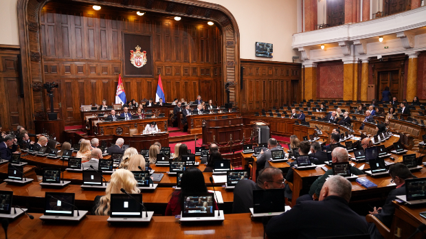 Наставак скупштинске расправе о 25 тачака дневног реда међу којима и сет правосудних закона