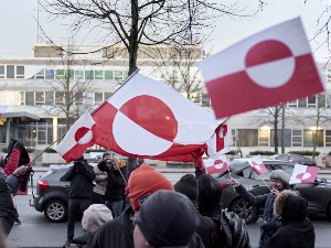 Европска подршка Гренланду све већа и конкретнија, из Беле куће поручују да број војника неће променити Трампов став