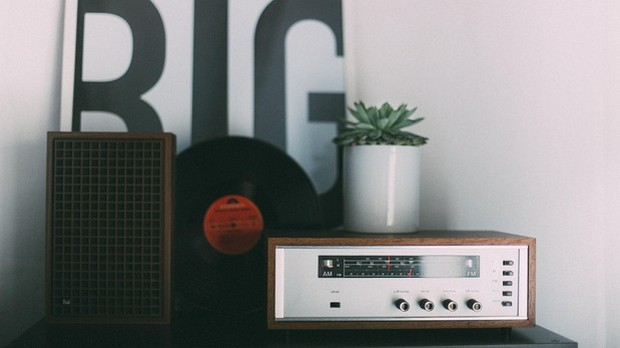 Емисија о радију и радиофонском стваралаштву