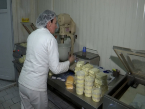 Гламочић с произвођачима млека: Држава ће заштити тржиште