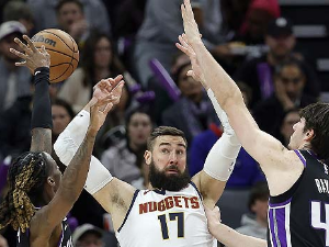 Јонас Валанчијунас ван терена најмање четири недеље