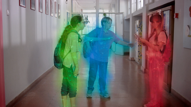 Мина прелази нивое