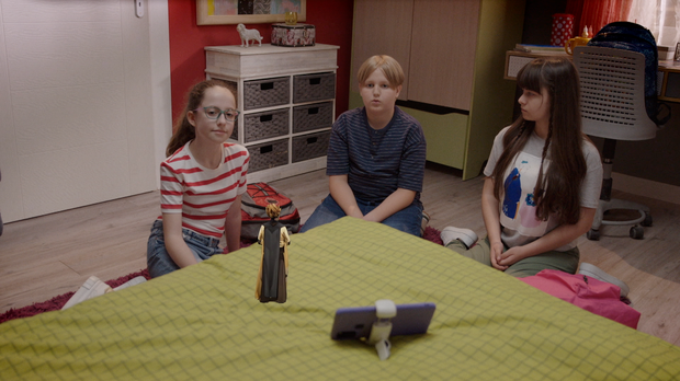 Мина прелази нивое