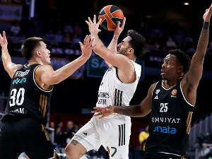 Не постоји гаранција да славите у Мадриду - Реал великим преокретом савладао Дубаи