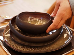 Сваки гутљај из обојене шоље или папирне чаше је на вашу одговорност