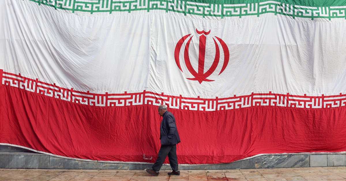 Иран после побуне – заклетве на гробовима "мученика", бес над телима "издајника"