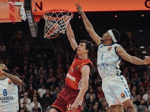 Лучић водио Бајерн до победе над Валенсијом