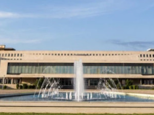 У недељу седница Владе о питањима од стратешког значаја, присуствоваће и Вучић