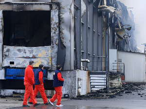 Експлозија у фабрици кекса у Грчкој – четворо погинулих, трага се за још једном радницом