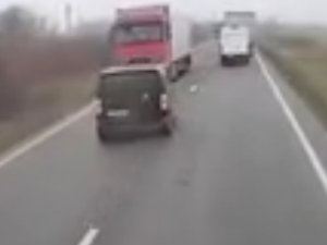 Тешка саобраћајна несрећа код Темишвара, погинуло седам навијача грчког ПАОК-а