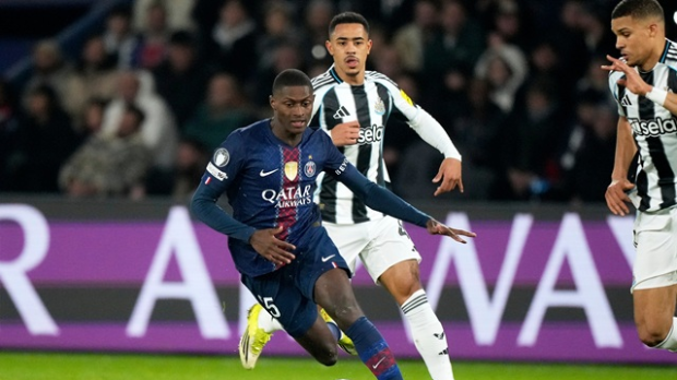 Победа значила осмину финала, реми оставио ПСЖ и Њукасл без директног пласмана и послао их у плеј-оф