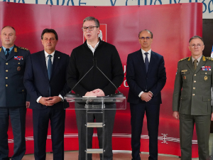 Вучић: У наредних месец-два одлука о обавезном служењу војног рока