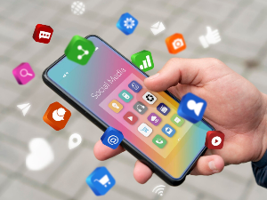 Забрана друштвених мрежа  за децу и младе