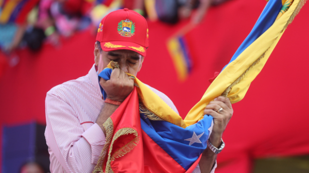 Возач аутобуса, гитариста и страствени бејзбол играч – ко је Николас Мадуро 