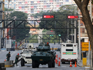 Трамп објавио да је Мадуро заробљен и одведен из земље, и да су САД извеле успешан удар на Венецуелу; Влада у Каракасу: Не знамо где су Мадуро и његова супруга