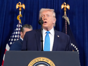 Трамп: Управљаћемо Венецуелом док не омогућимо мирну транзицију власти; повратили смо нашу нафту; америчка доминација у западној хемисфери неупитна 