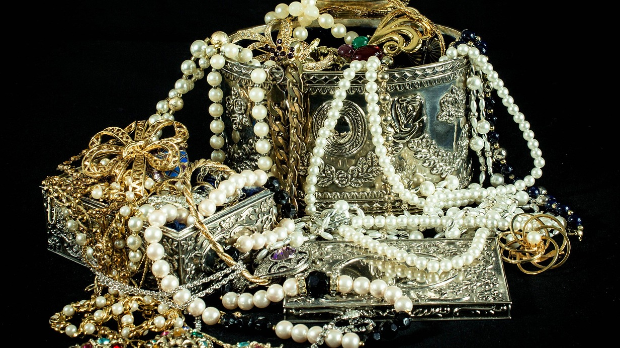 Јутарњи програм из три студија