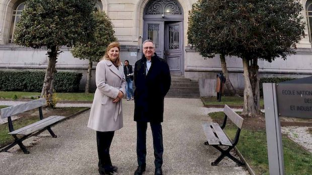 Водич кроз будућност: Рубе град "паметног" текстила