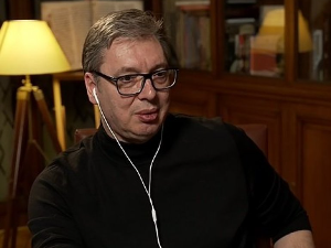 Вучић на Тик-току разговара са грађанима и одговара на њихова питања