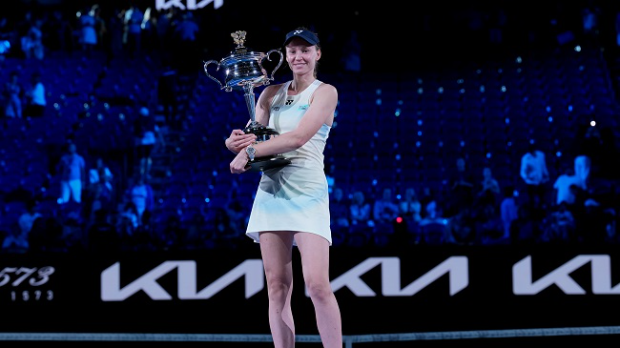Рибакина у узбудљивом финалу савладала Сабаленку и освојила други гренд слем трофеј у каријери