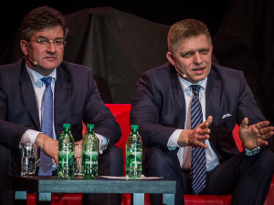 Лајчак напушта место саветника премиера Фица након објављивања преписке са Епстином