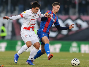 Раднички однео бод у Ниш са играчем мање, кикс Партизана на отварању пролећног дела сезоне