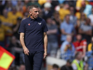 Гари О'Нил заменио Росениора на клупи Стразбура