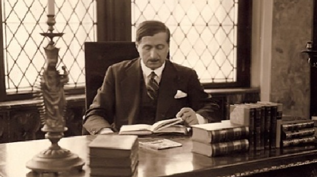 Код два бела голуба: Градови и химере Јована Дучића