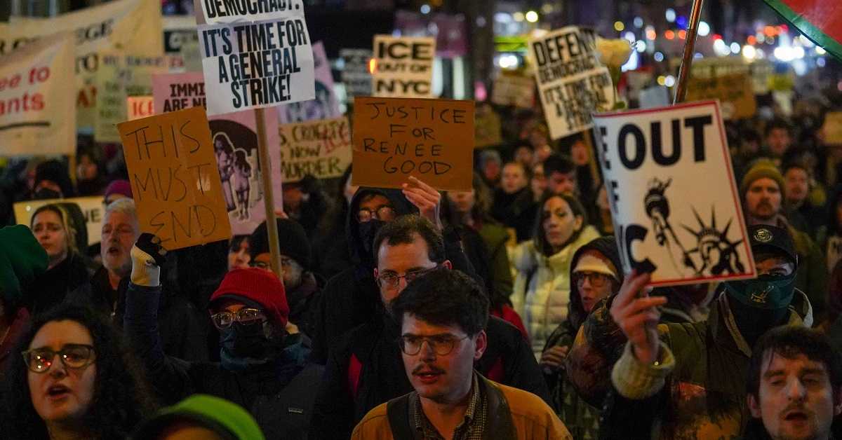 Протести у САД: Агенти имиграционе службе убили Американку, мајку троје деце