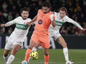 Барселона надиграла Елче у шпанском првенству