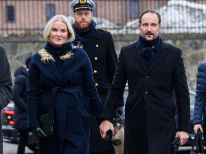 Норвешка краљевска породица у новим проблемима – како је Епстин „голицао мозак