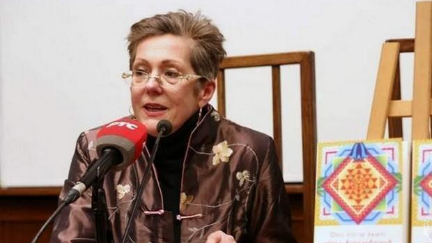 С песником у подне: Нина Живанчевић: ,,Аман заман“