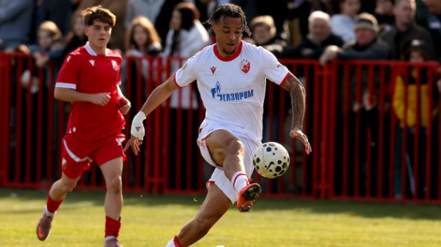 Фудбалери Звезде убедљиво надиграли Будућност у Добановцима