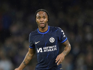 Стерлинг завршио са Челсијем и прешао у Фејнорд