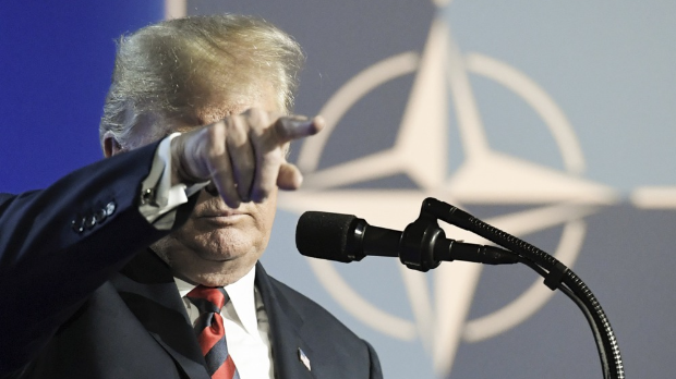 Трампови противници у САД зову Европу упомоћ, 