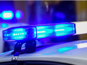 Судар путничког и теретног возила на петљи Орловача, једна особа страдала