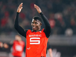 Трећи пораз ПСЖ-а у француском шампионату, Рен извојевао победу