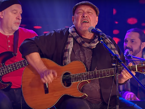 Звучни зид – Галија